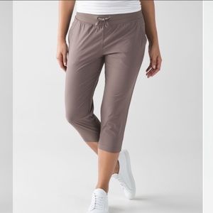 Lululemon Dance Studio Crop